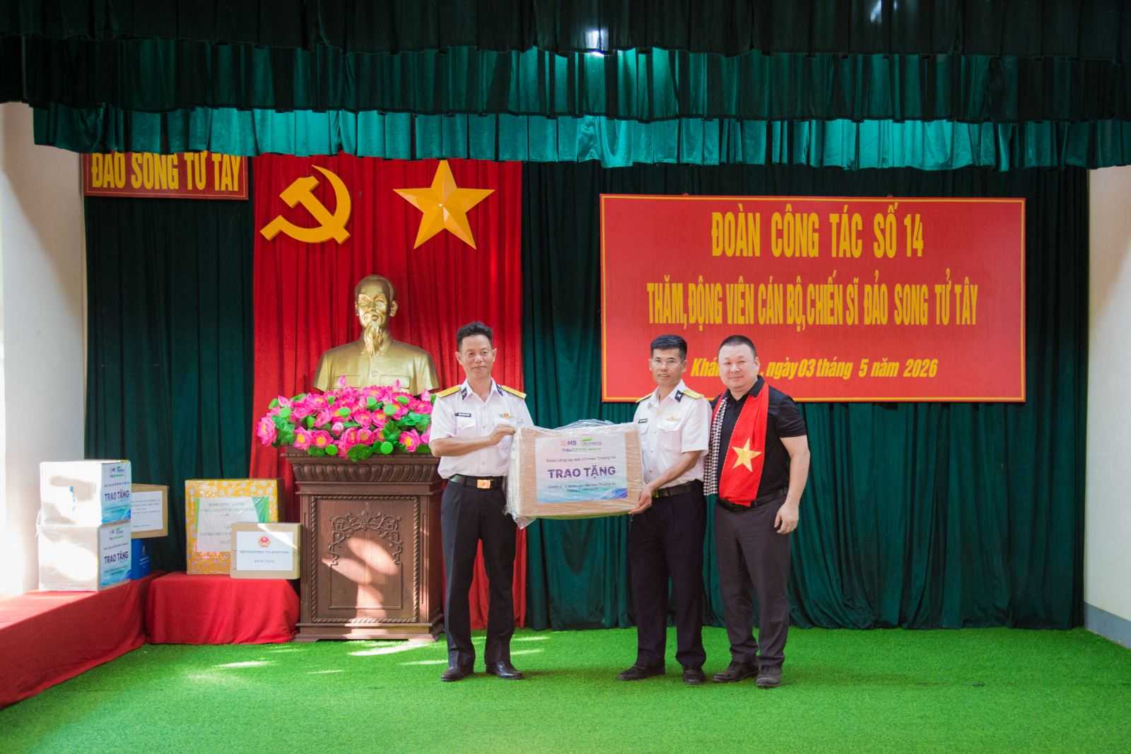 Một cây xanh ở Trường Sa không chỉ là cây
